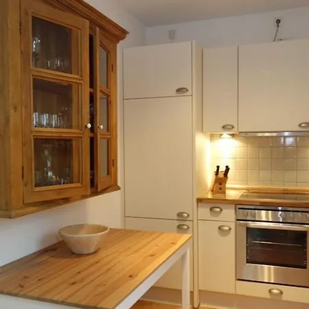 Apartament Hues Dikstian- 1 Alkersum