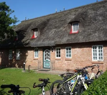 Hues Dikstian- 1 Alkersum