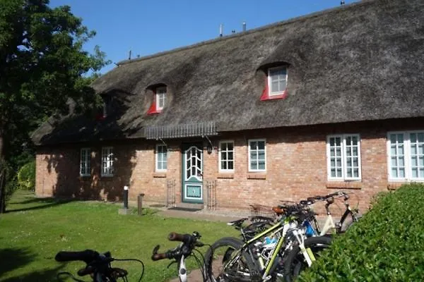 Hues Dikstian- 1 Alkersum